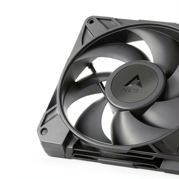 ARCTIC 4-Pin PWM Fan for Desktop-1